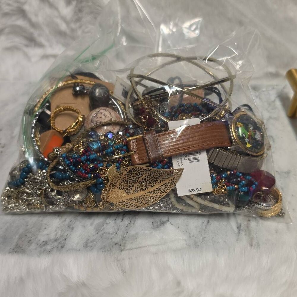 Grandma Jewelry box Crafting and Jewelry Treasures #004